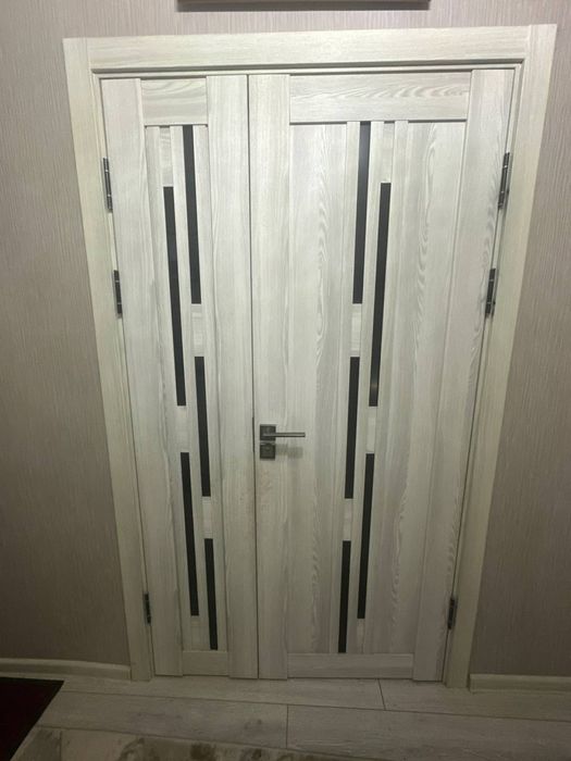Межкомнатные двери продам б.у как на фото