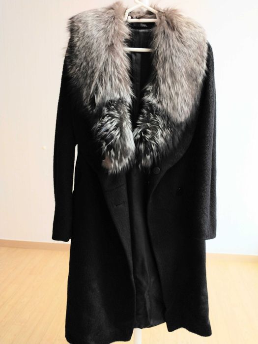 Продам новое шерстяное пальто Аврора, мех чернобурка