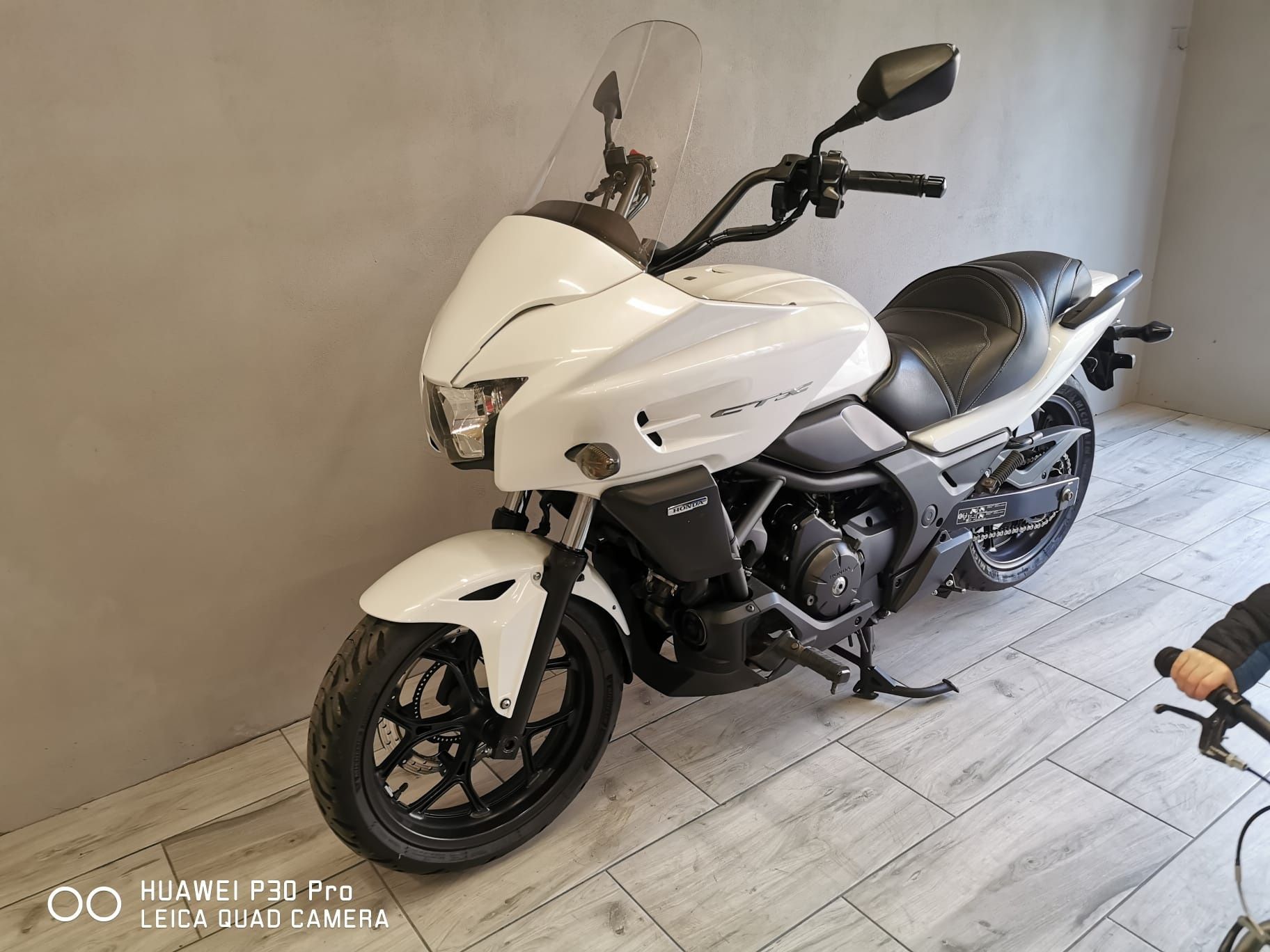 Vand motocicleta HONDA CTX 700 DCT
