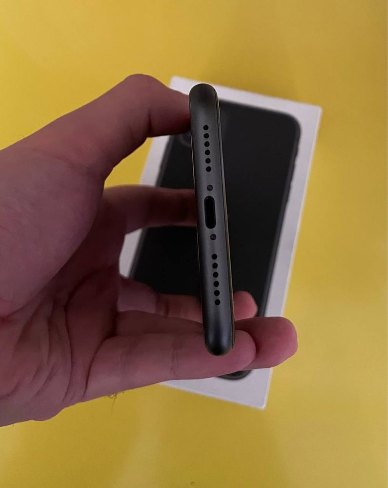 Iphone 11 srochna sotiladi