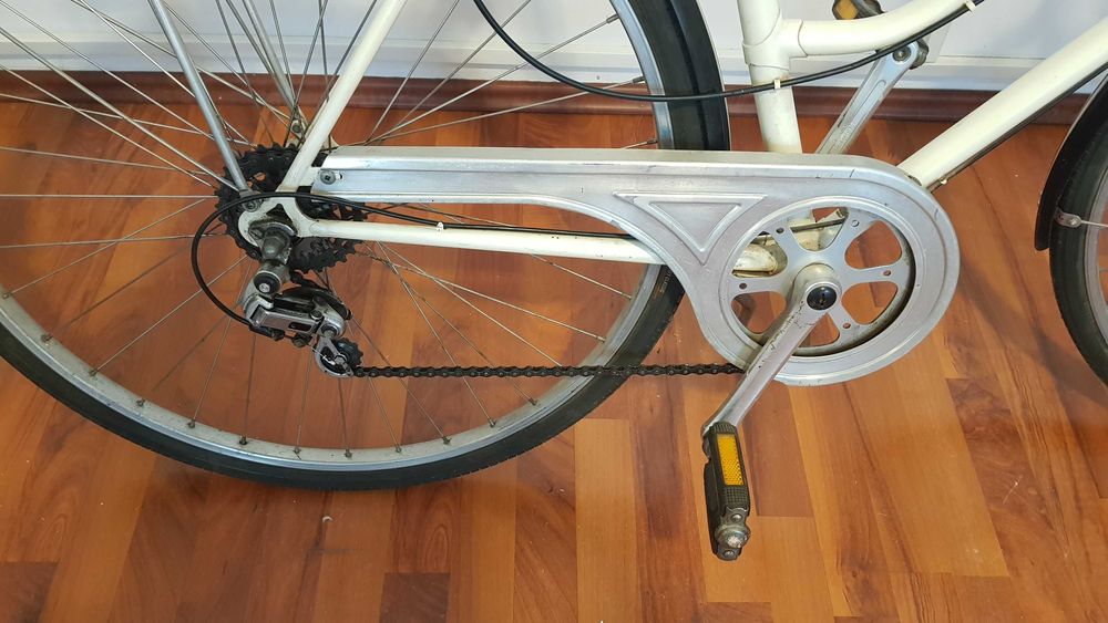 Bicicleta Retro alba