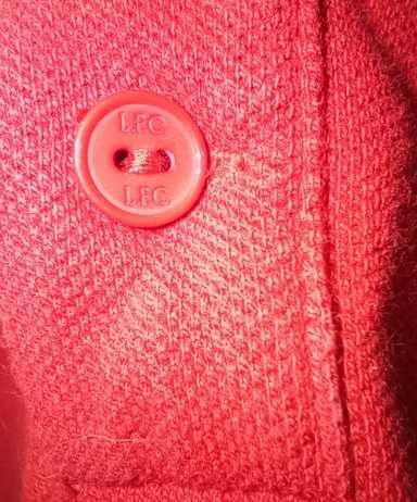 Уникална оригинална шампионска фланелка на Ливърпул