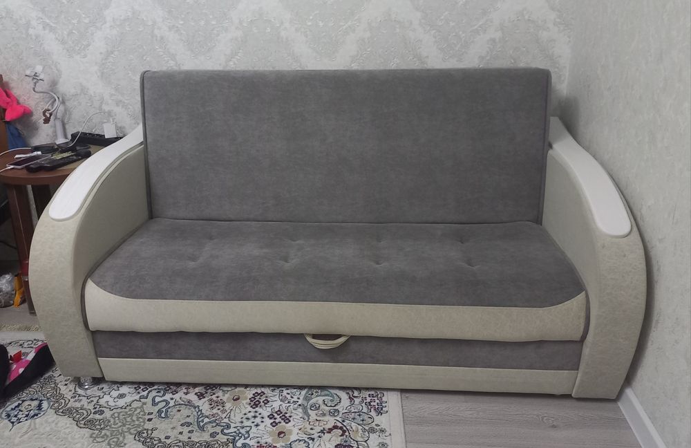 Диван складной много мест