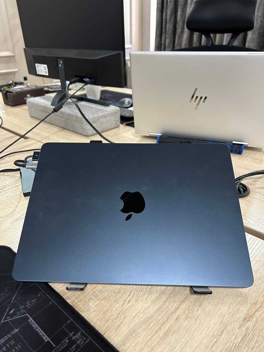 MacBook Air M2 • 16/256 • Minimal ishlatilgan • 100% Health