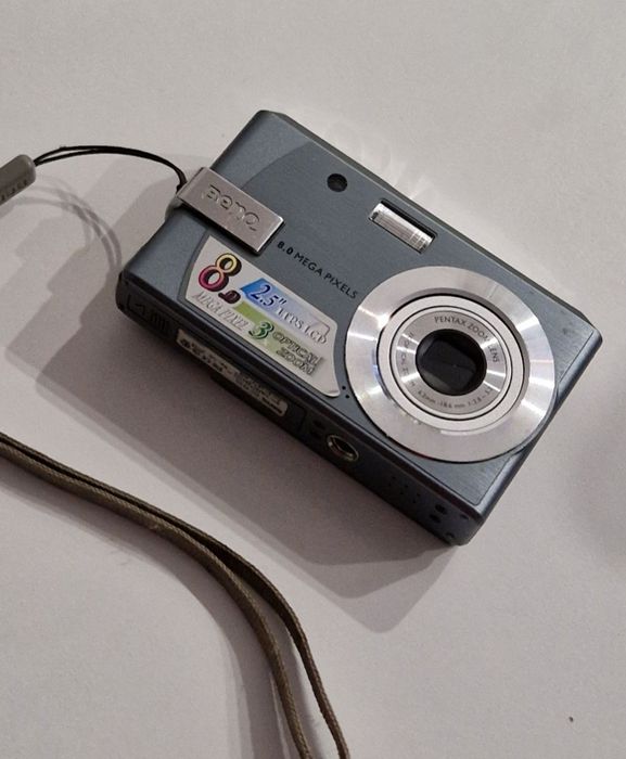 Aparat foto  / camera digitala fara accesorii