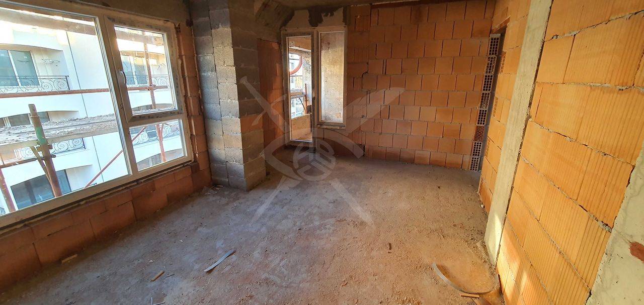 Продава се Тристаен апартамент в Пловдив, Христо Смирненски - 106 кв.м за 1202 €/кв.м - Снимка #4