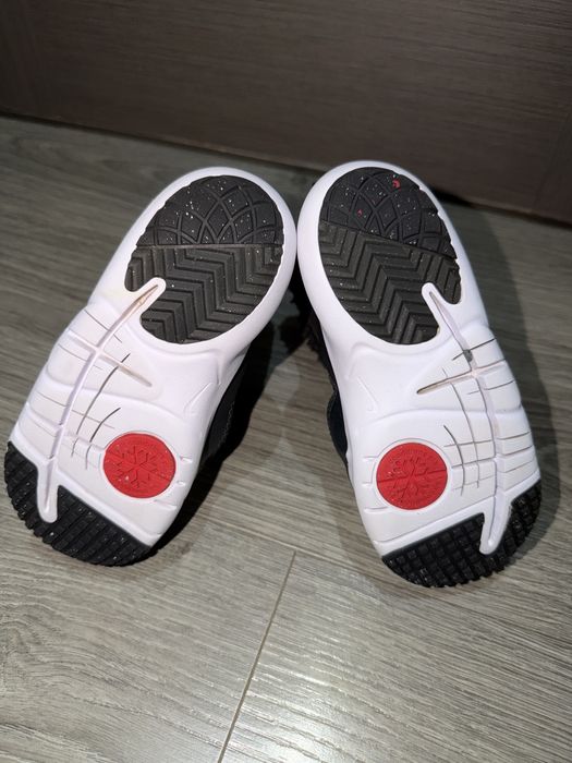 Ghete iarna nike marimea 27