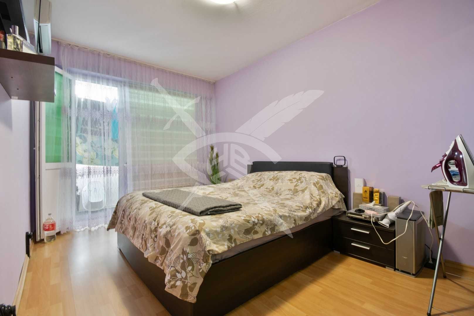 ЕКСКЛУЗИВНО ! Тристаен апартамент в град Ихтиман № 87203