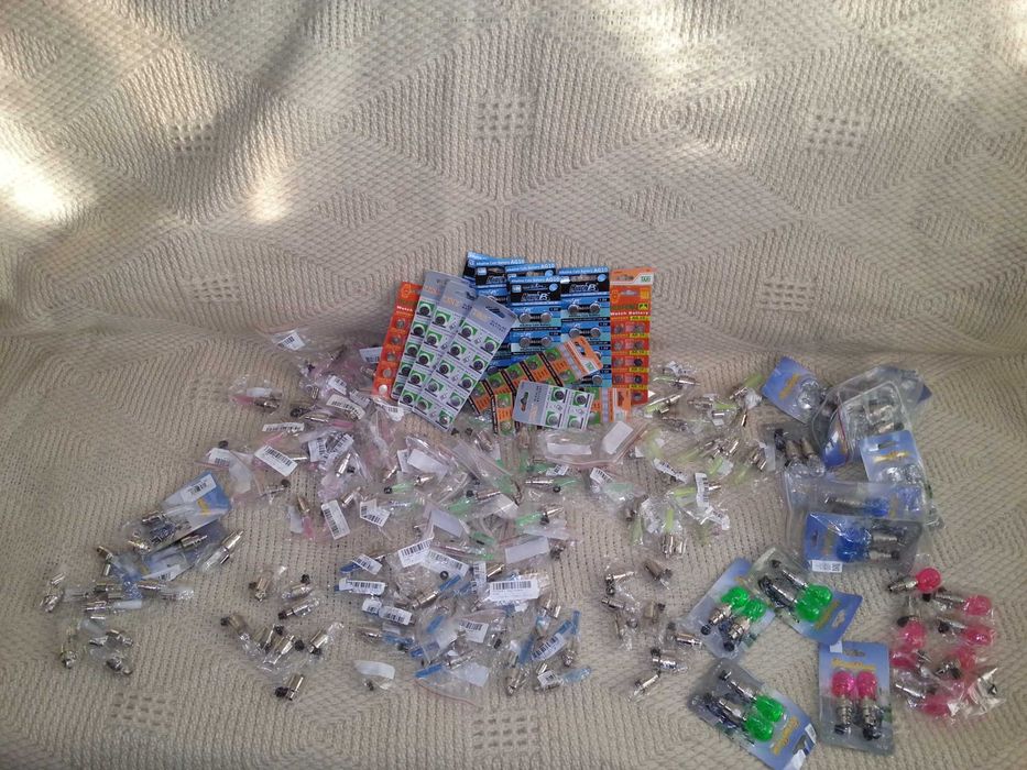 Светещи-LED капачки за Винтили на Коли,мотори и Велосипеди във 4 цвята