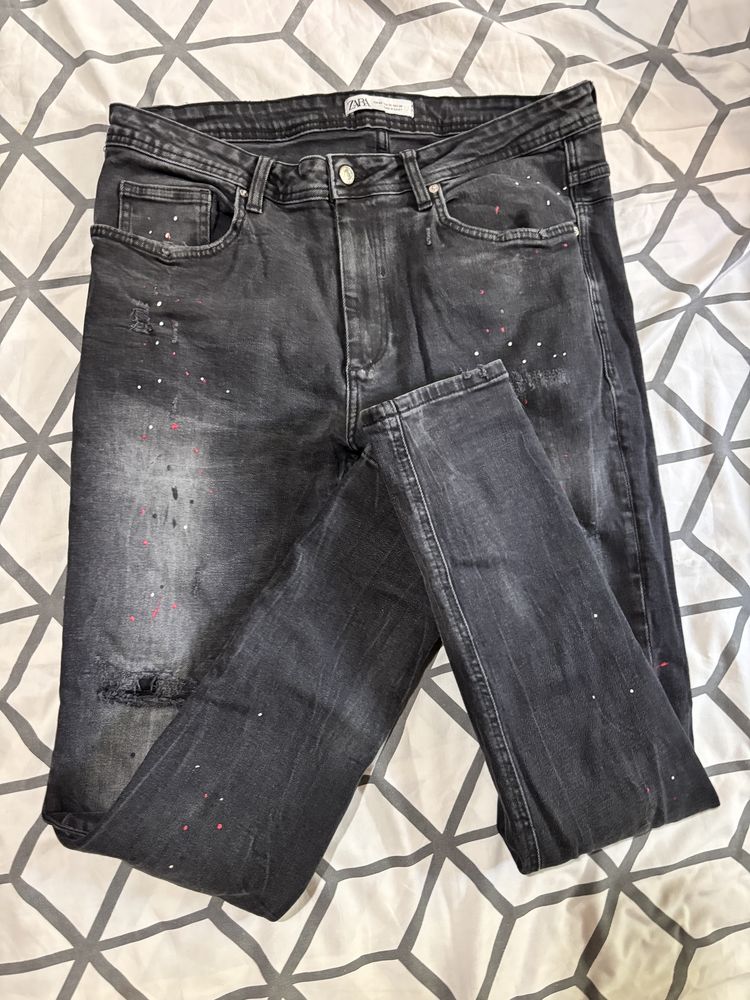 Мъжки черни ефектни дънки Zara