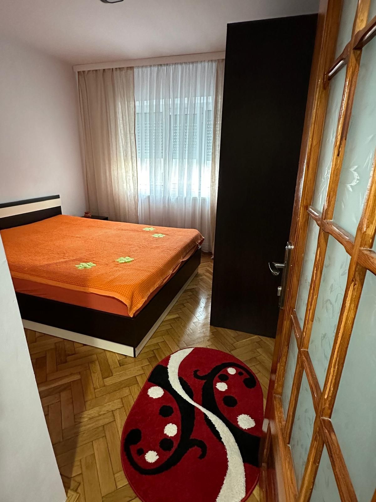 Apartament 3 camere central !!!