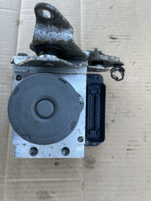 Pomp abs Audi A6 C7 4G 2.0TDI CGLC 177CP COD 4G0907379 / 0265250314