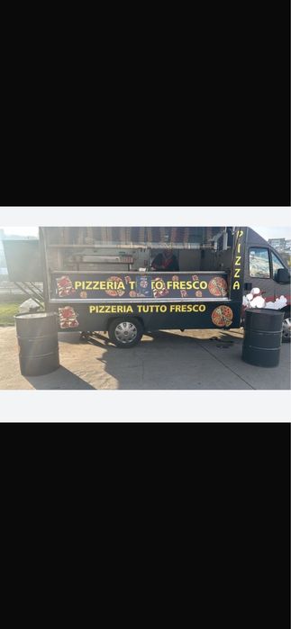 Food truck complet echipat pizza, burgeri , clatite