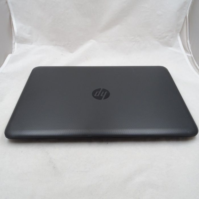 Лаптоп HP 250 G4 I3-5005U 4GB 256GB SSD с Windows 10 PRO