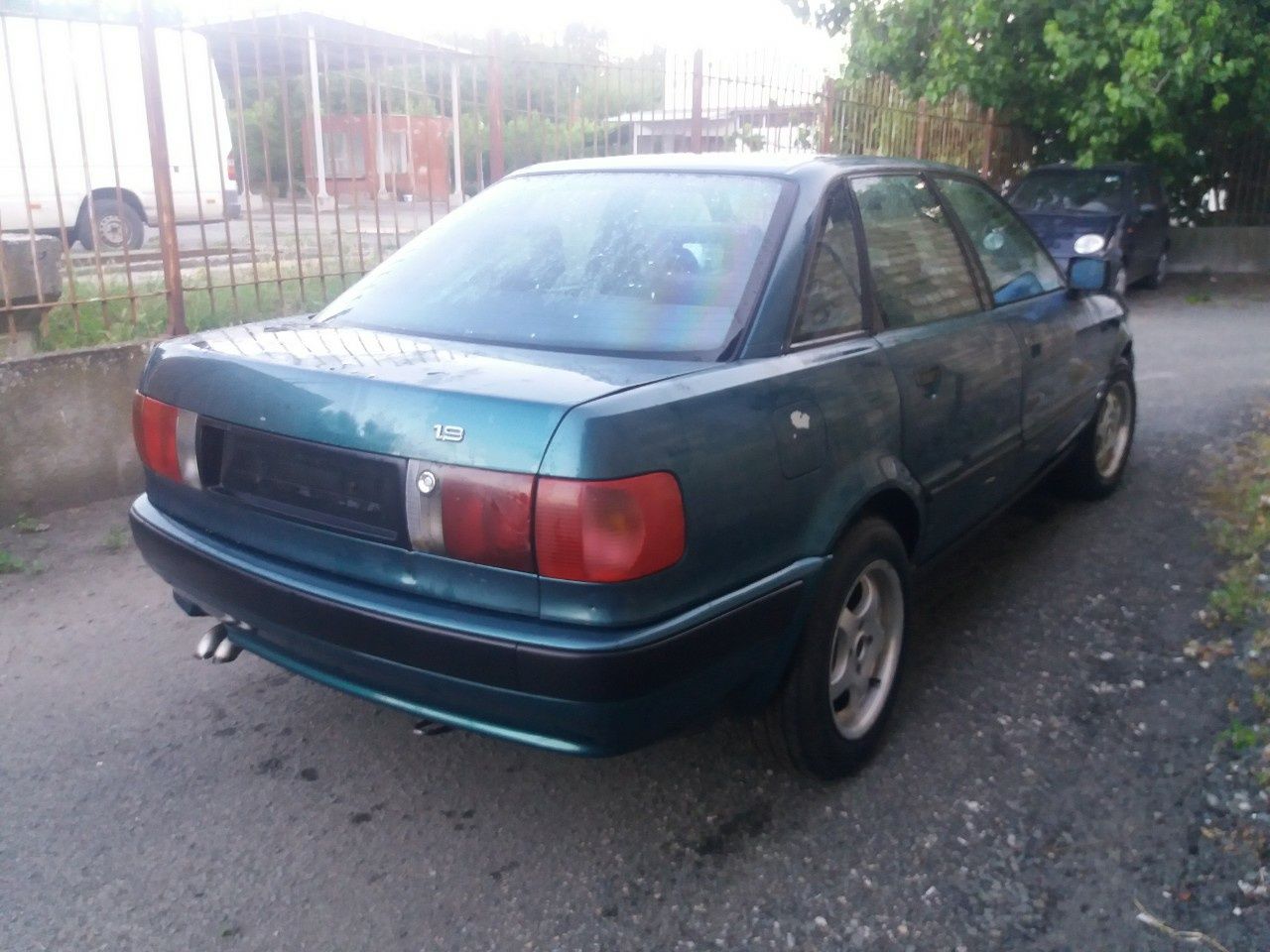 Ауди B4 1.9 tdi 90к.с 96г