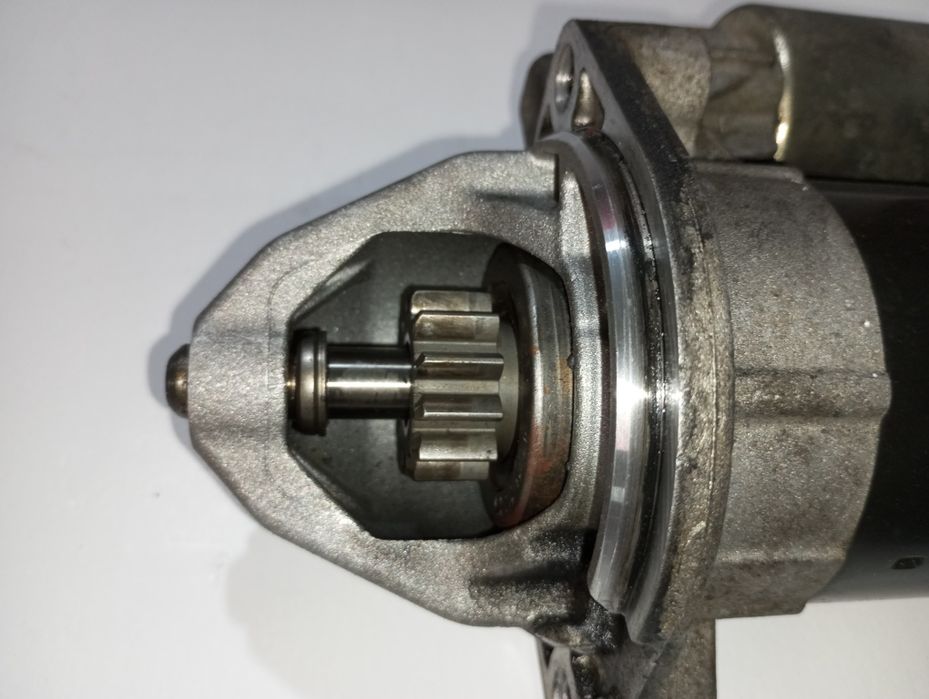 Стартер за Мерцедес 220CDI