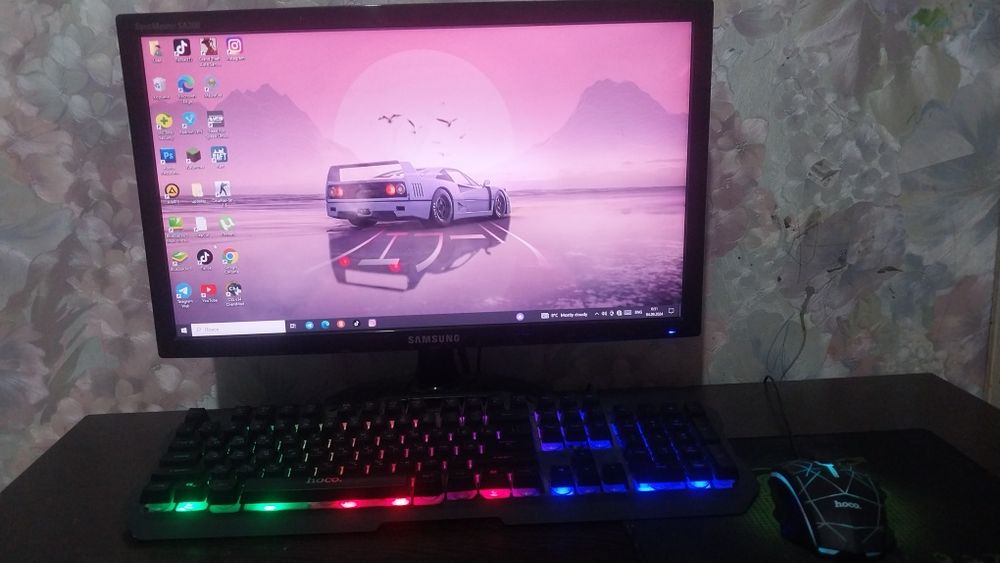 Продаю компьютер весь сетап срочно!