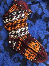 Продаются теплые носки с орнаментом из шерсти