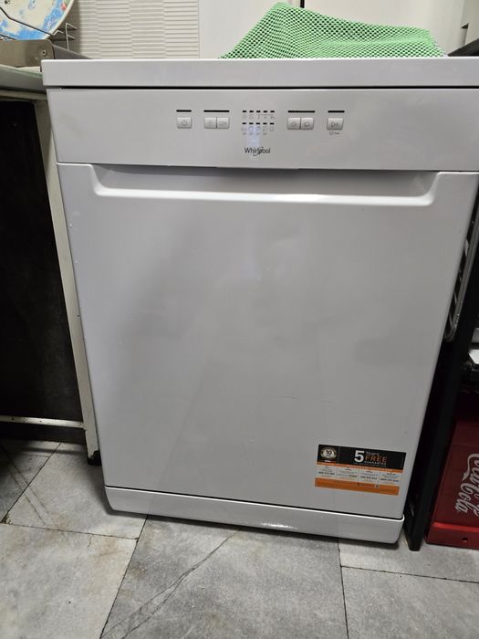 Съдомиялна Whirlpool