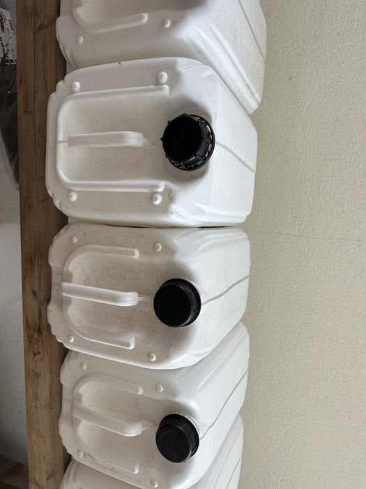 Vand bidoane/canistre rezistente 20L