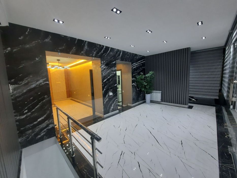 Ц-4 Пойтахт БЦ | 60кв - нежилое помещение Аренда