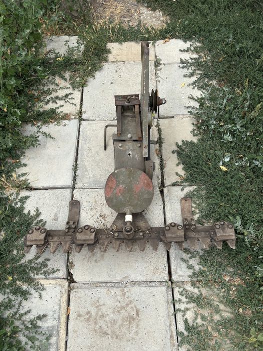 Българска палцева косачка