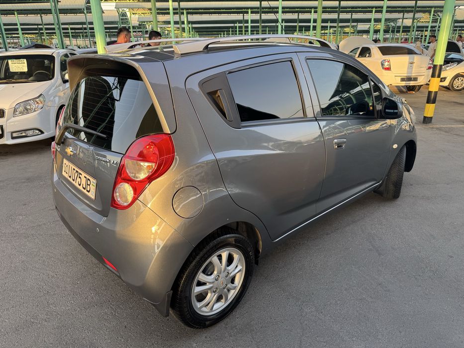 Spark avtomat 4 pozitsa polniy shumka
