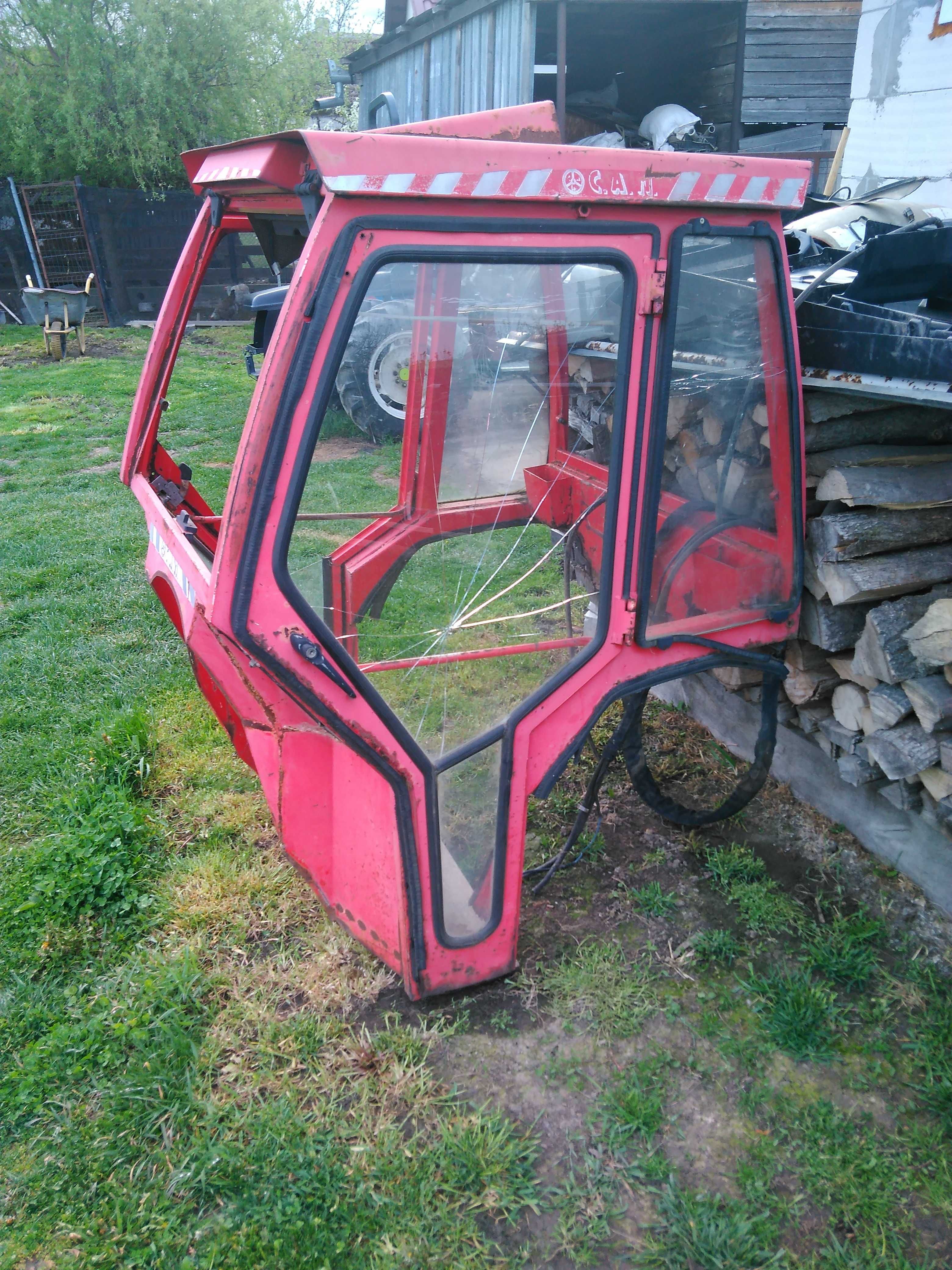 Cabină tractor Carraro