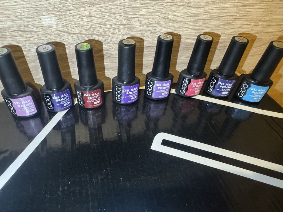 Гел лакове за маникюр и гел