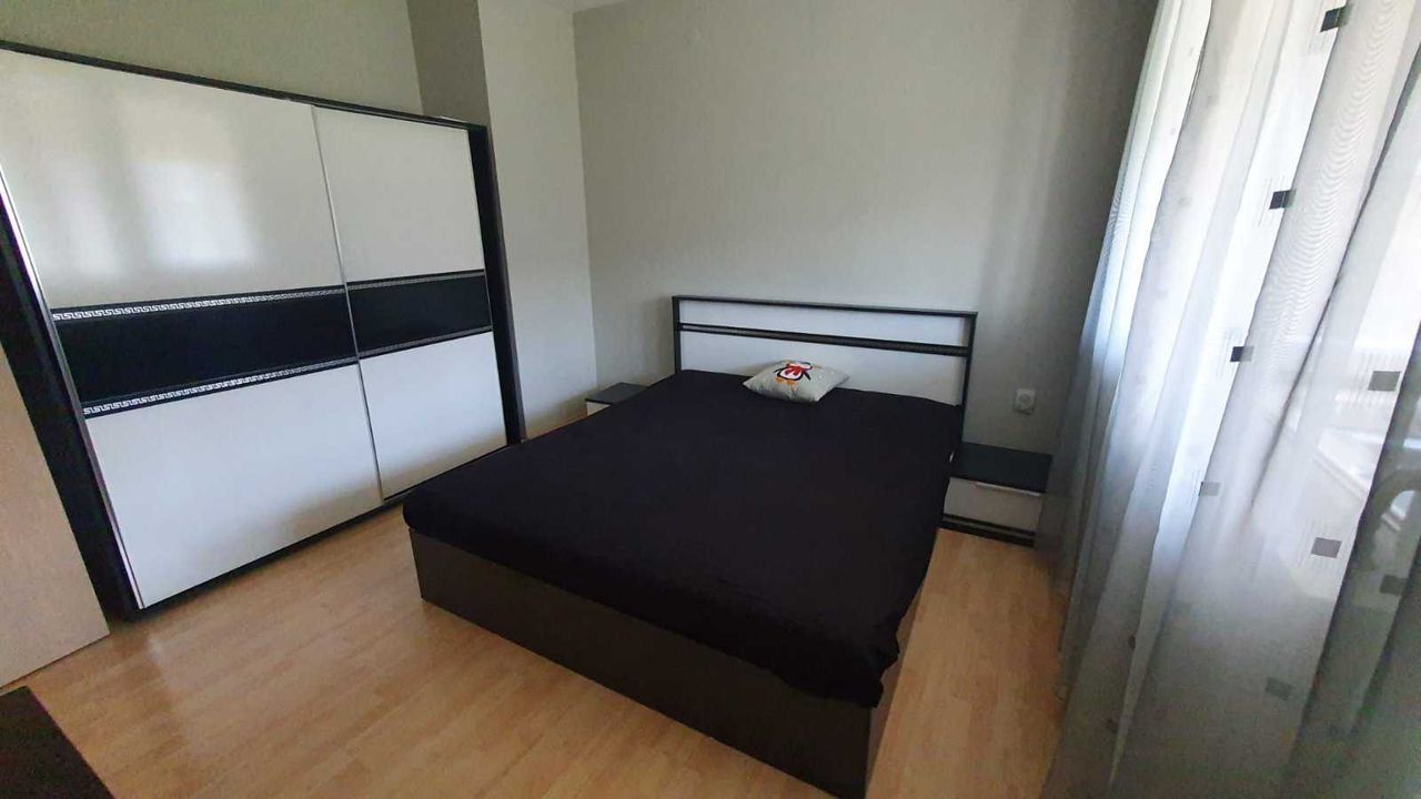 Продава се Двустаен апартамент в Пазарджик, Запад - 65 кв.м за 1077 €/кв.м - Снимка #2