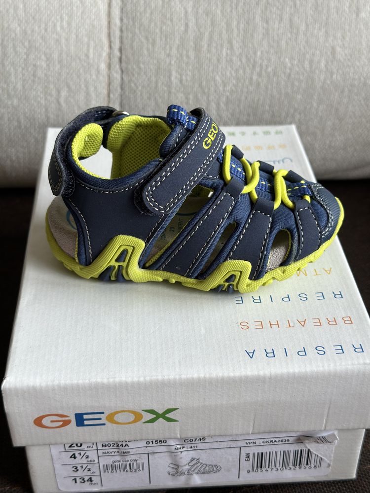 Чисто нови сандали на Geox
