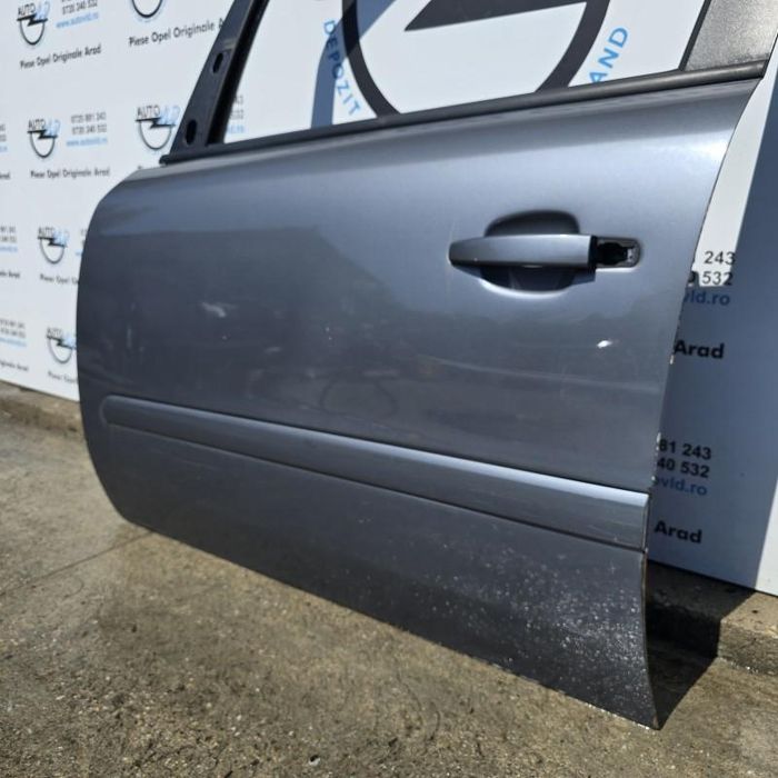 Portiera usa stanga fata Opel Zafira B Facelift