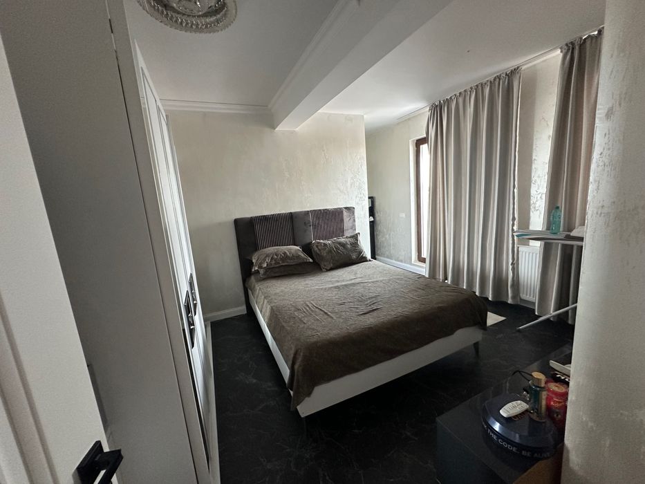 Apartament de vânzare 3 camere Bucuresti noi Jiului