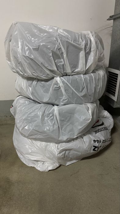 Зимняя редина Hankook 215/55/17