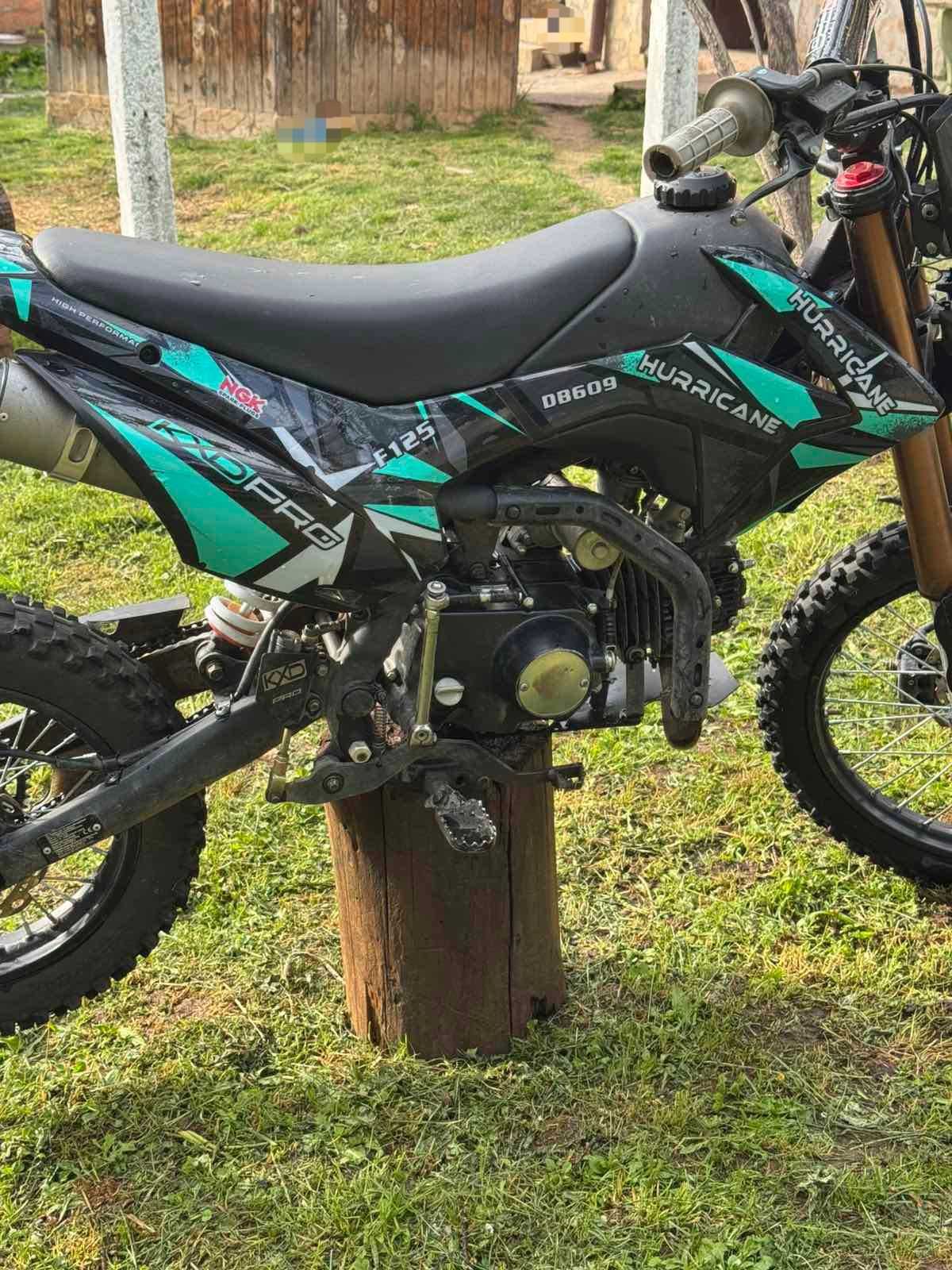 Мотор kxd125 pro, малко каран 1500лв