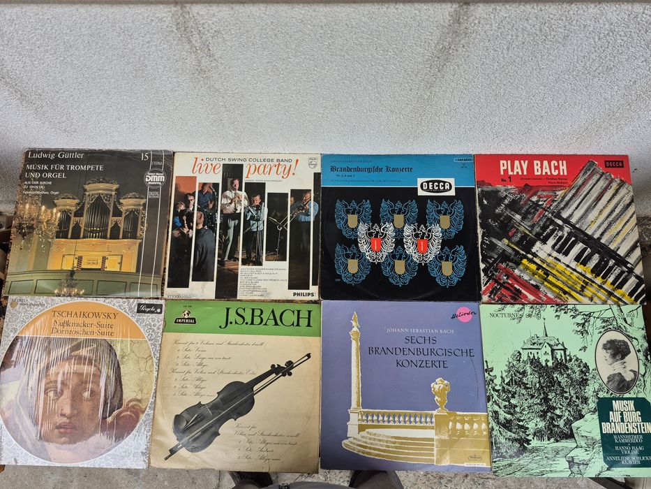 Vand lot 100lp discuri vinil cu muzică clasică mixta Artiști celebrii