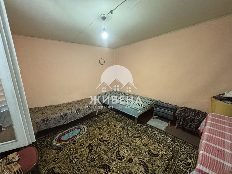 Къща с парцел 706 кв.м, м-т Манастирски рид