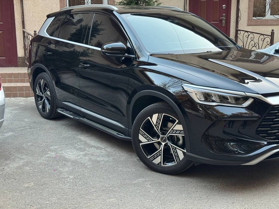 Byd Song pro 2025 gibrid full 110 km qora