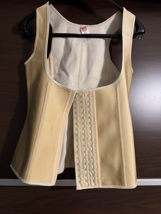 Lenjerie modelatoare corset marimea 36