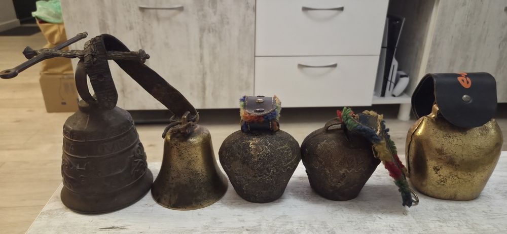 Vand clopote,talangi si clopotei ornamentali de colectie. Vezi 8 poze