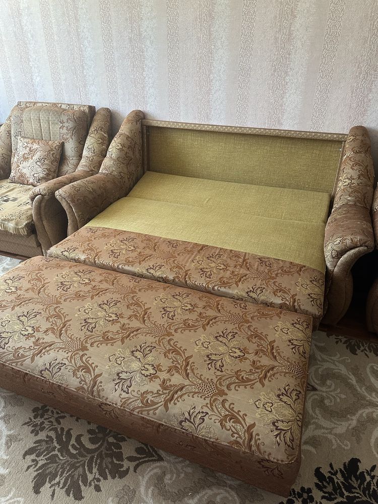 Продам диван с креслом