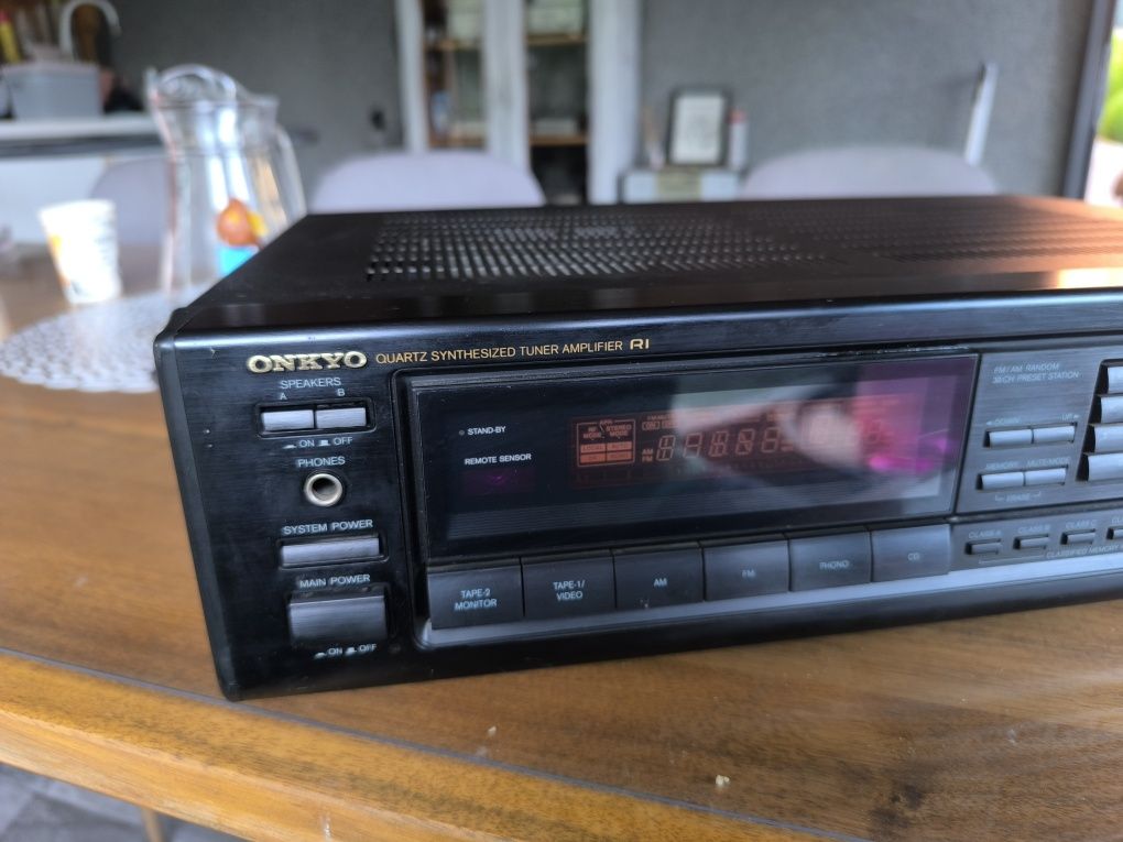 Onkyo TX7820 транзисторен Ресийвър