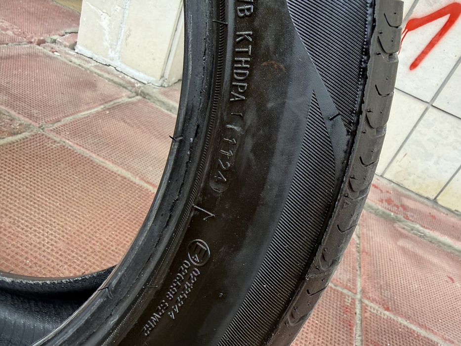 Продавам летни гуми 225/50/18 на 2000км