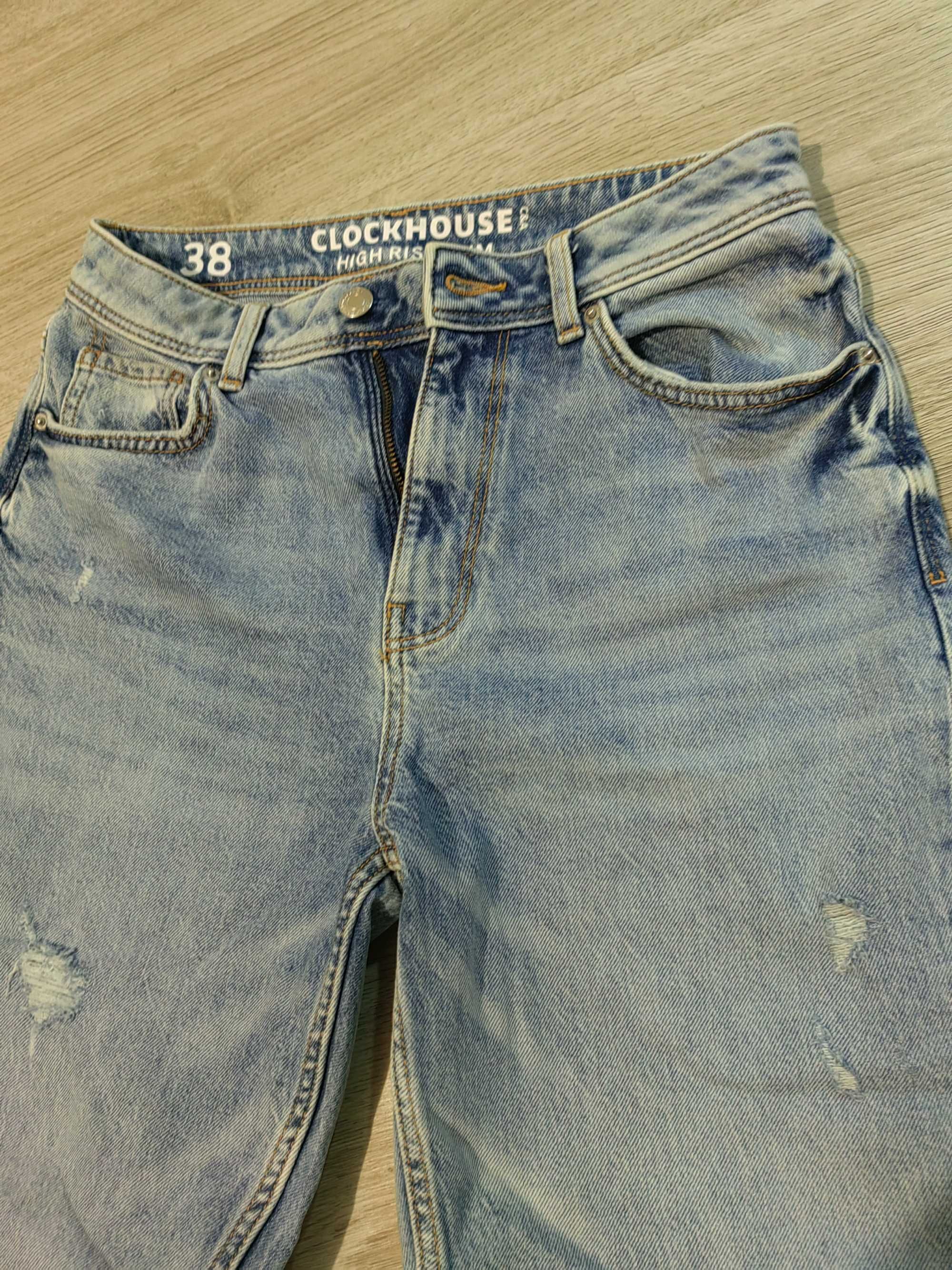 Дънки Levi's, Bershka, H&M и други