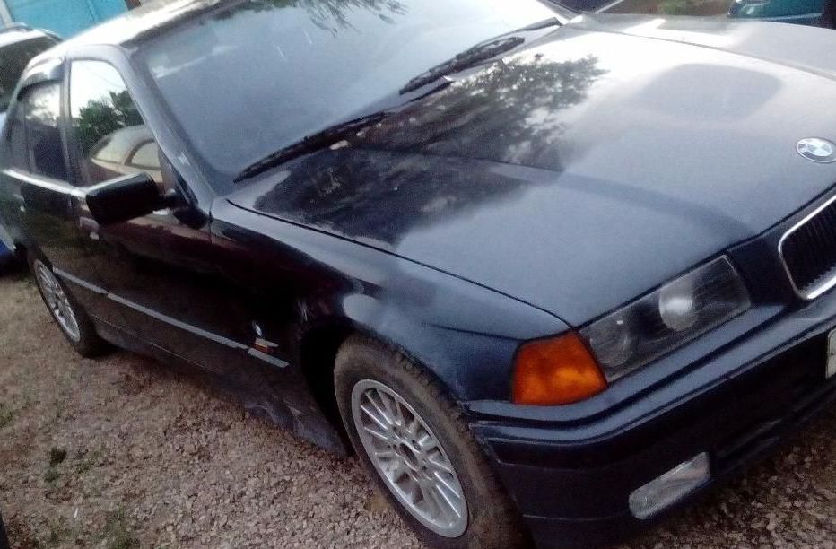 Меняю авто БМВ 328 из Японии,климат,все опции,АВТОМАТ на минивен