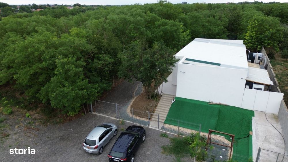 Casa de vacanta / spatiu comercial de vanzare – Frumusani