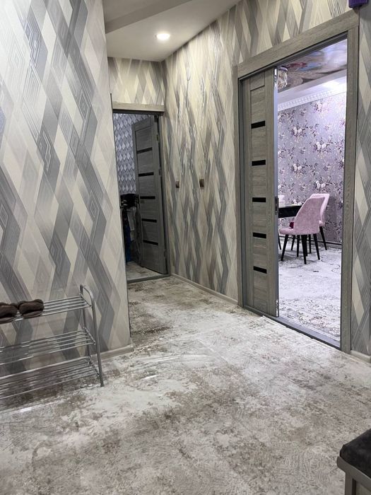 продается чиланзар 8 квпртал  4/1/4