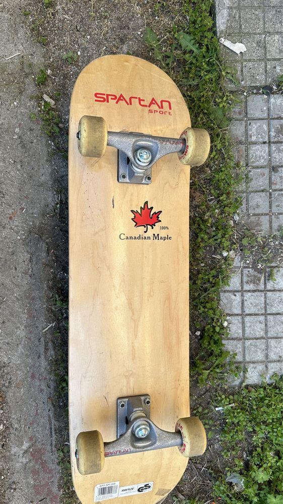 Скейтборд Canadian Maple