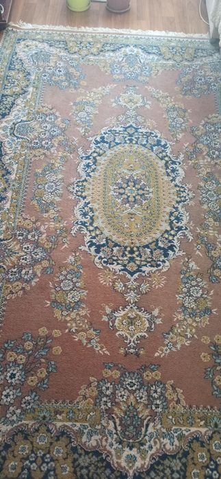 Продам ковер 2 на 3 шерсть