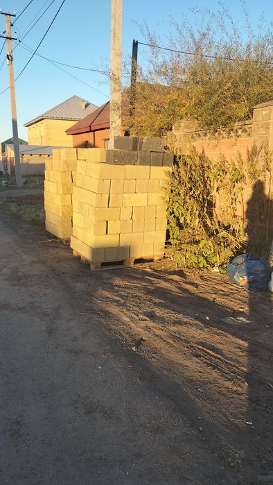 Рваный камень пескоблок